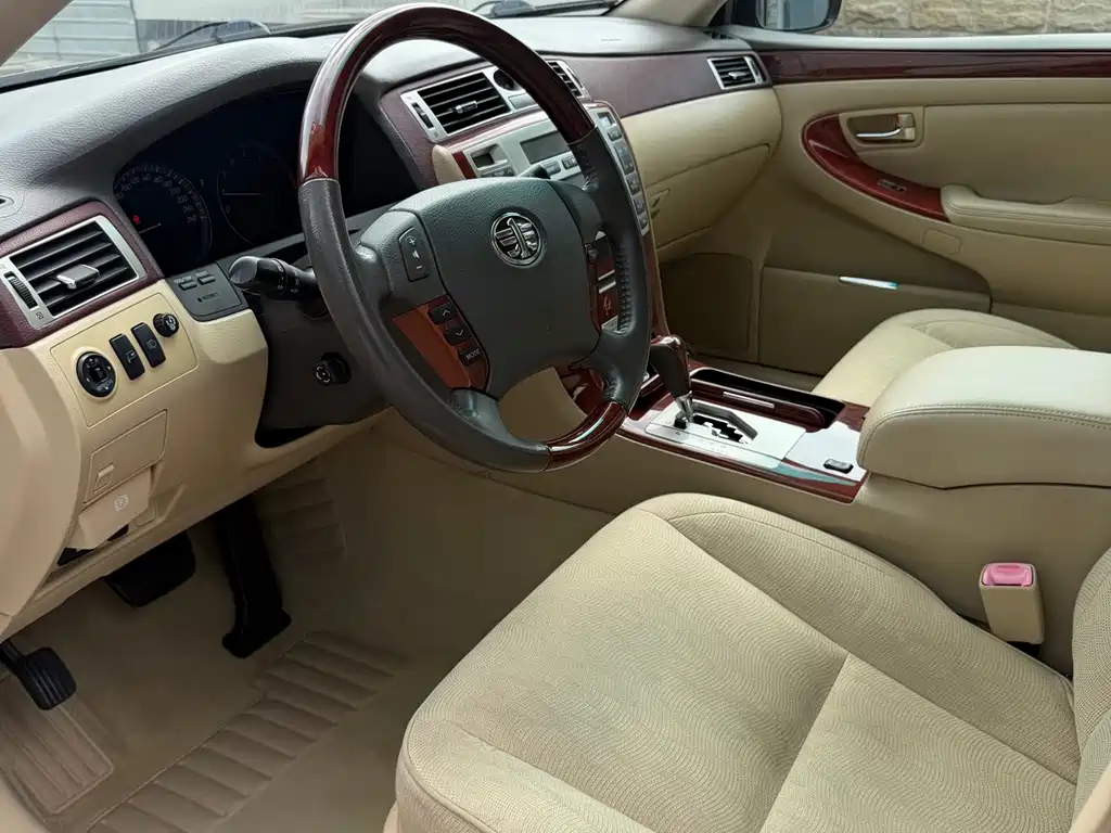 Hongqi Hongqi Shengshi — миниатюра 7