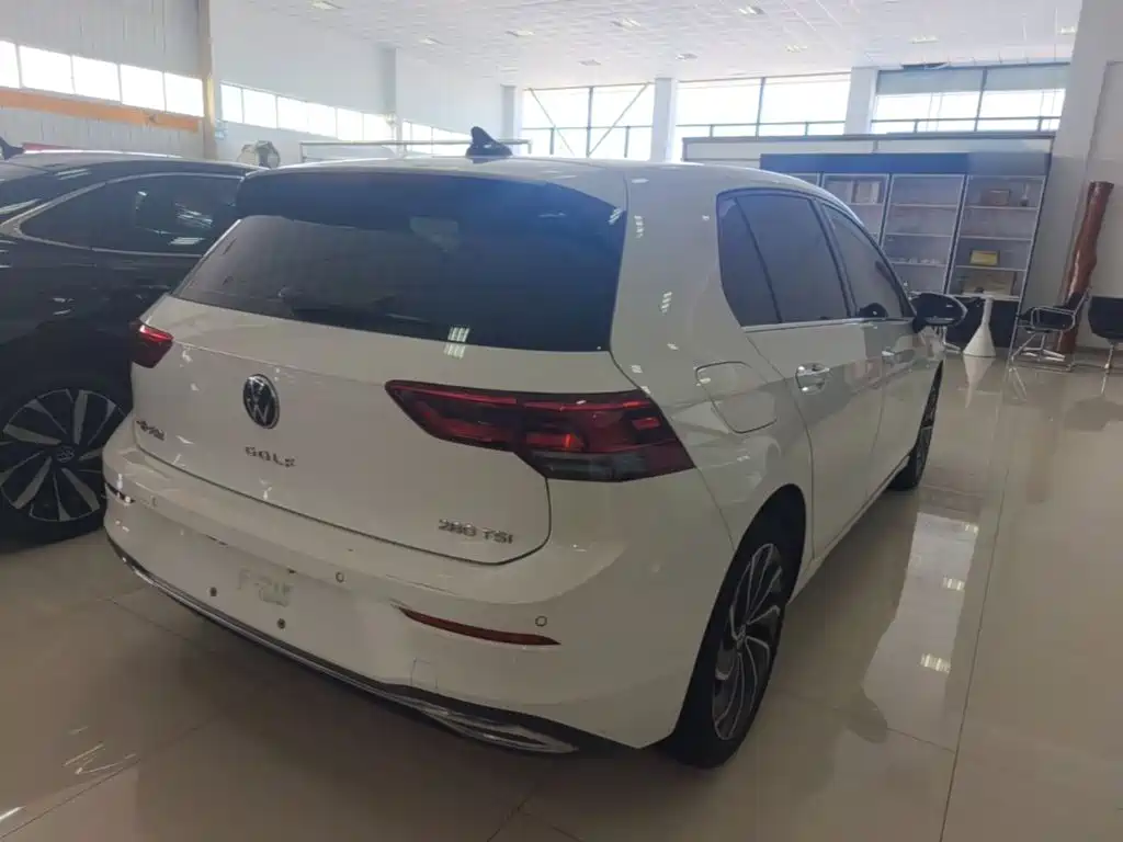 Volkswagen Golf — миниатюра 7