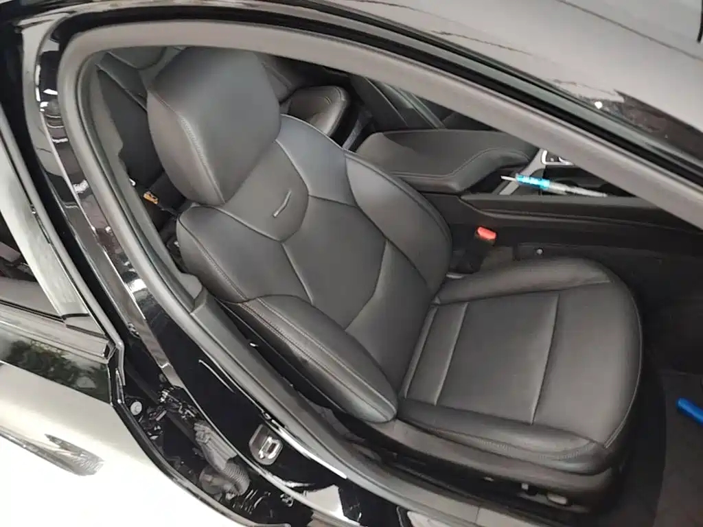 Cadillac CT5 — миниатюра 25