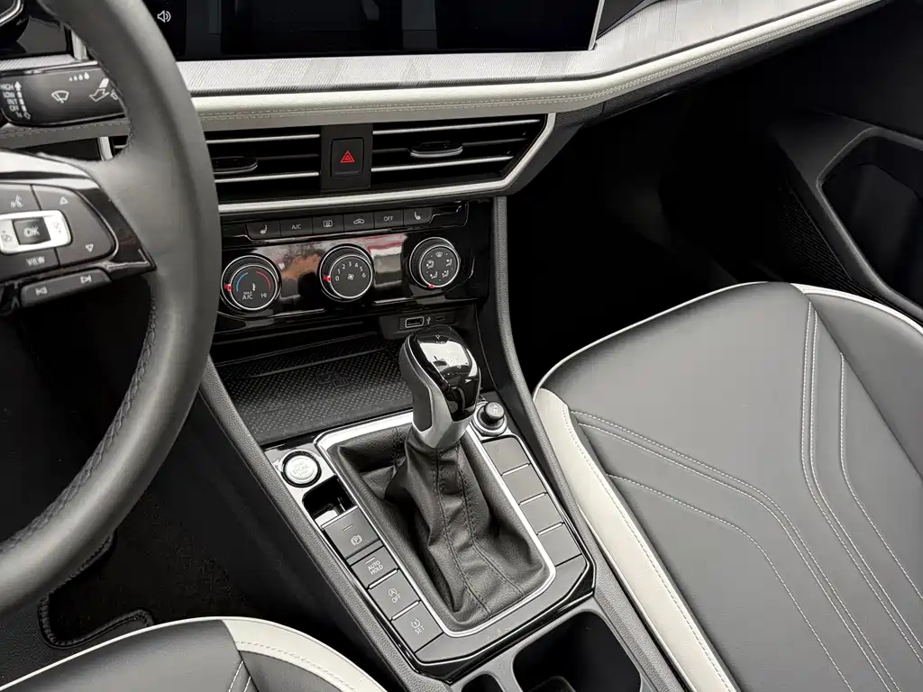 Jetta VA7 — миниатюра 8