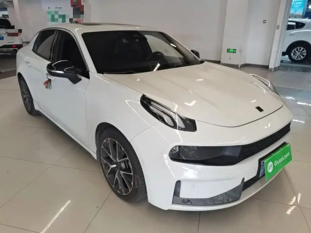 Lynk & Co 03 — миниатюра 4