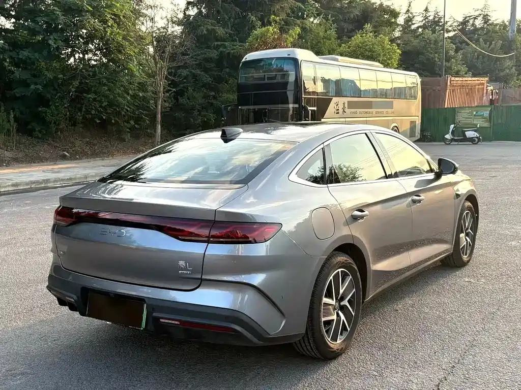 BYD Qin L — миниатюра 8
