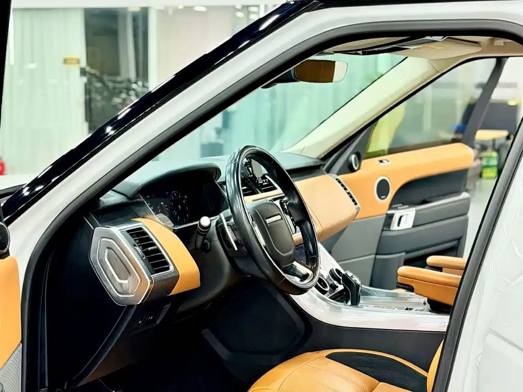 Land Rover Sport — миниатюра 5