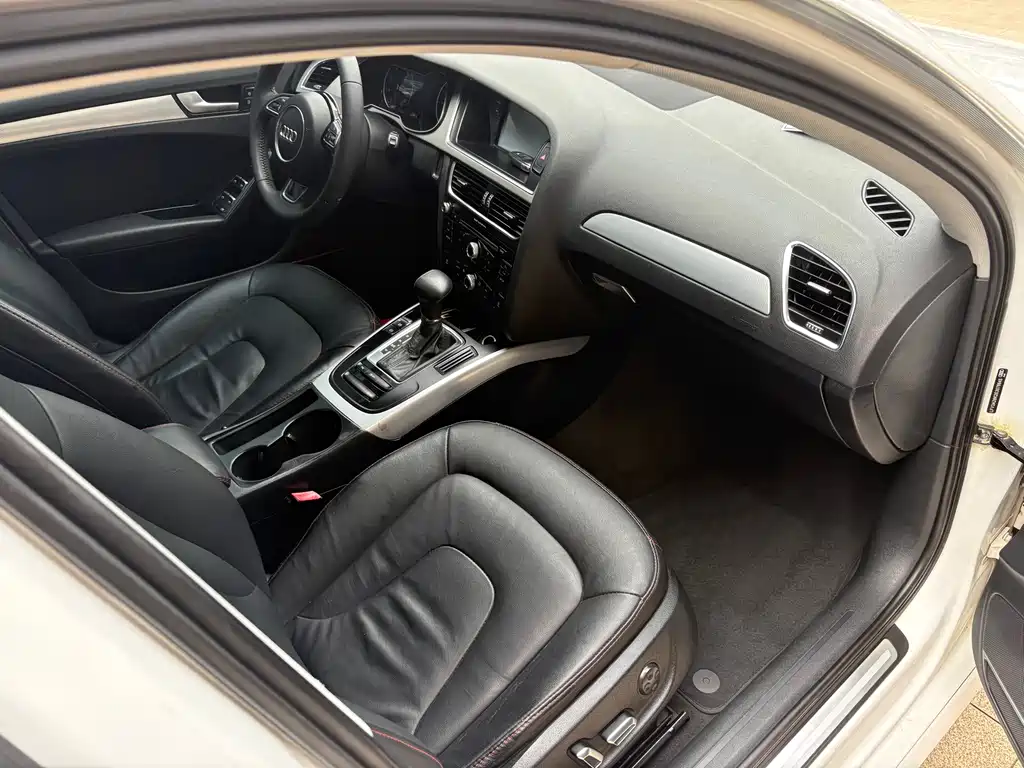 Audi A4L — миниатюра 11