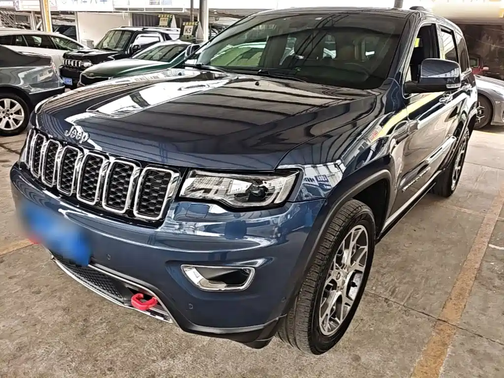 Jeep Grand Cherokee (Import) — миниатюра 2
