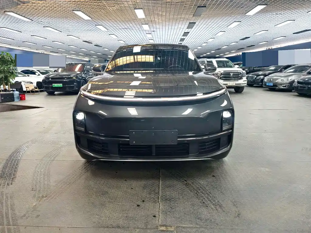 Li Auto Li L8 — миниатюра 2