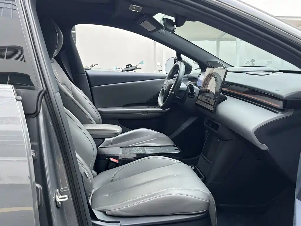Lynk & Co Z20 — миниатюра 11
