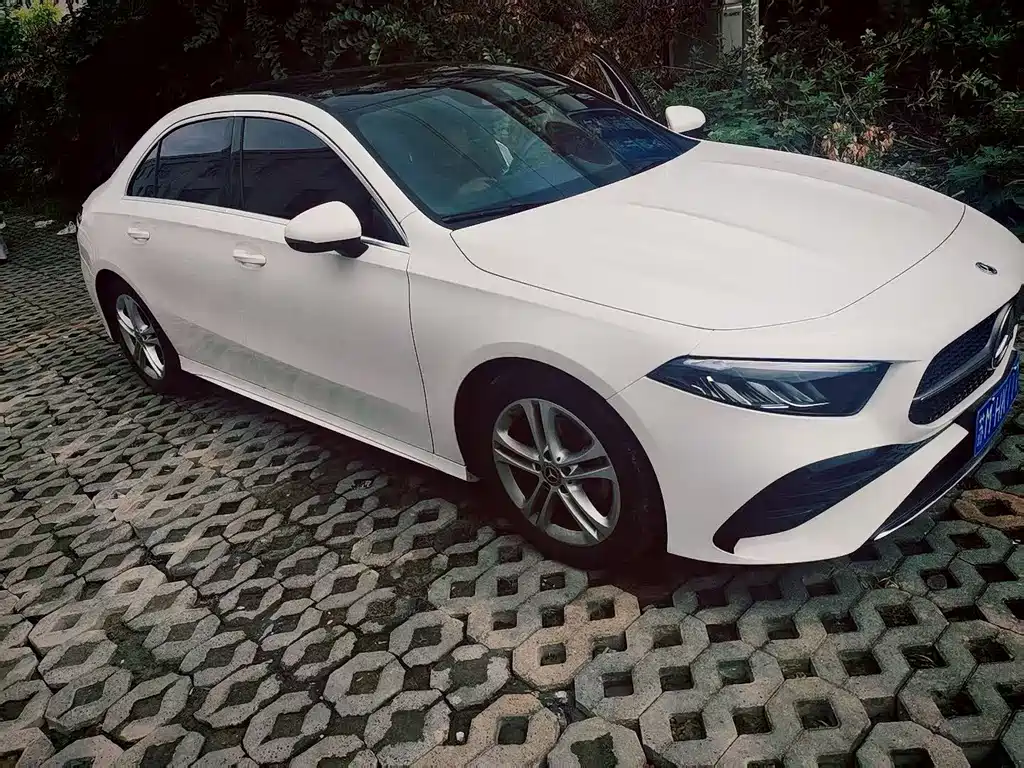 Mercedes-Benz A-Class — миниатюра 3