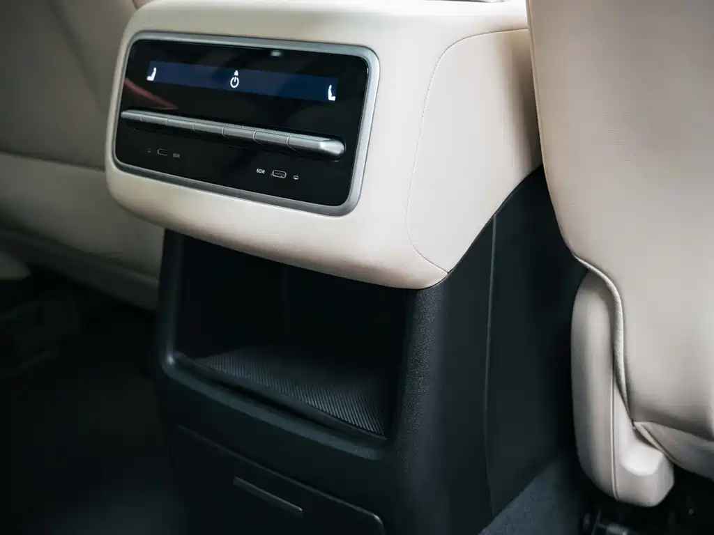 Li Auto Li L8 — миниатюра 20