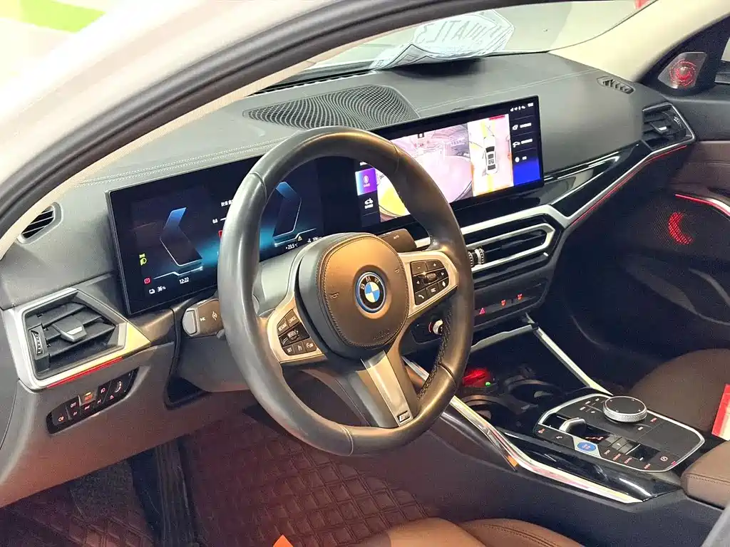 BMW i3 2022 eDrive 35 L