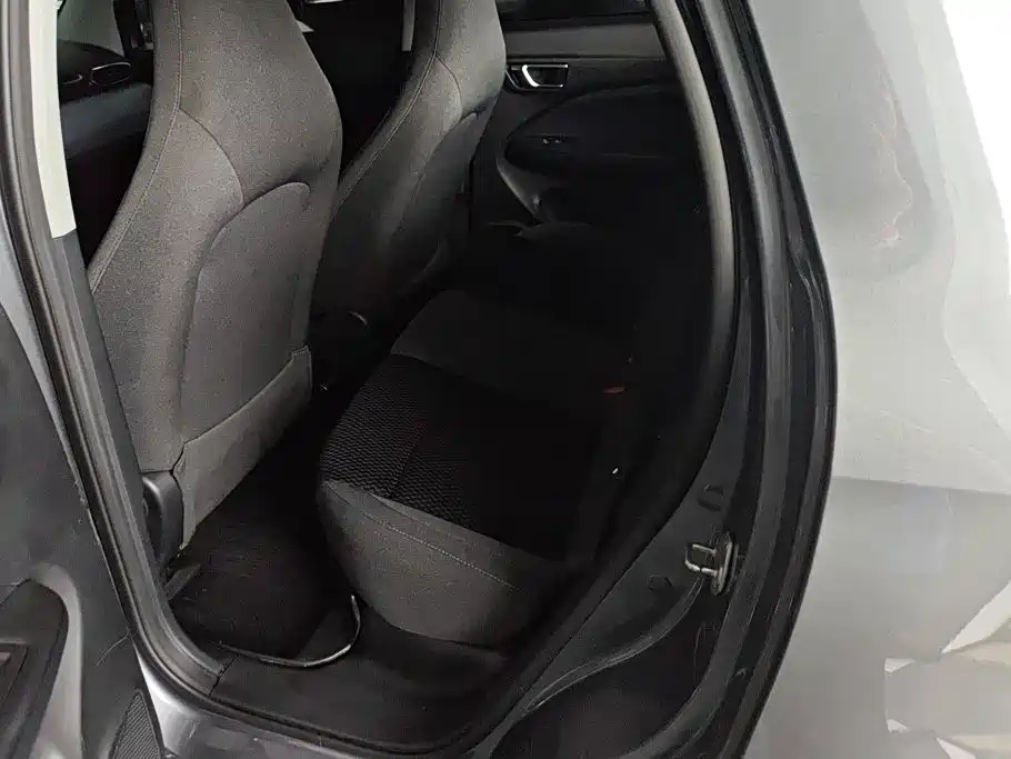 Leapmotor Leapmotor T03 — миниатюра 11