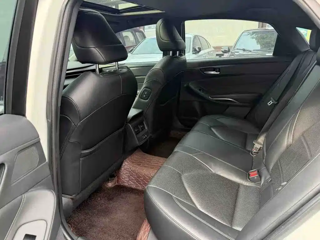 Toyota Avalon 2021 2.5L Luxury