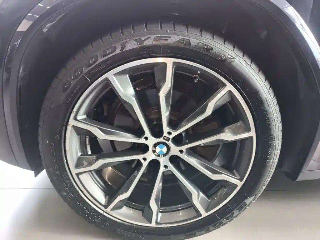 BMW X3 — миниатюра 23