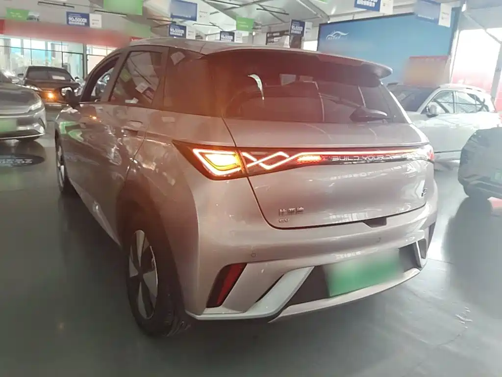 BYD Dolphin — миниатюра 5