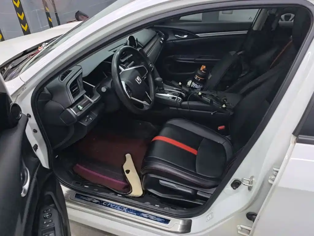 Honda Civic — миниатюра 15