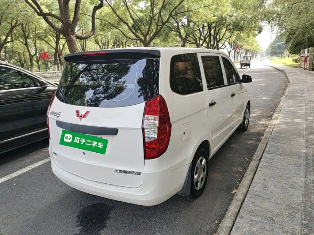 Wuling Hongguang — миниатюра 7
