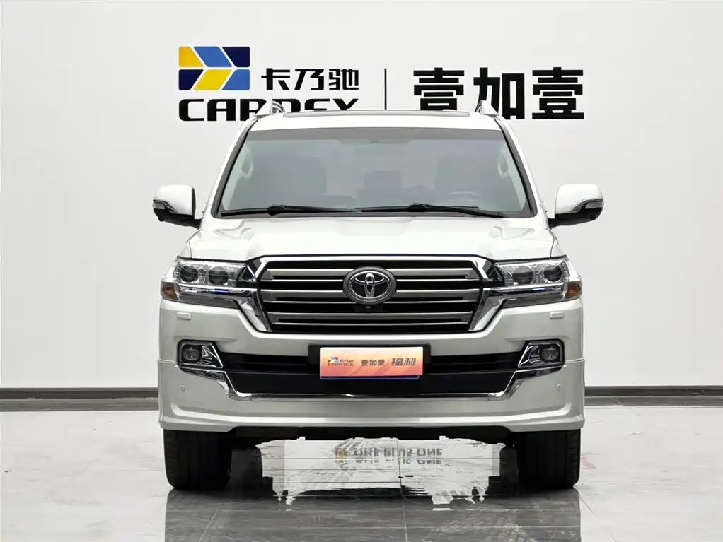 Toyota Land Cruiser 2018 4.6L GX-R