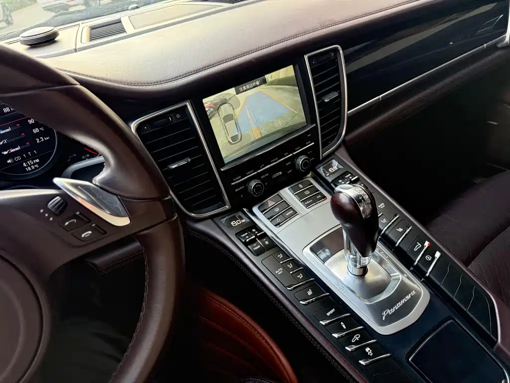 Porsche Panamera — миниатюра 32