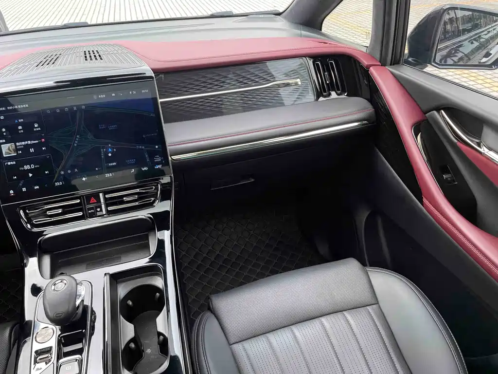 GAC Motor Trumpchi M8 — миниатюра 16