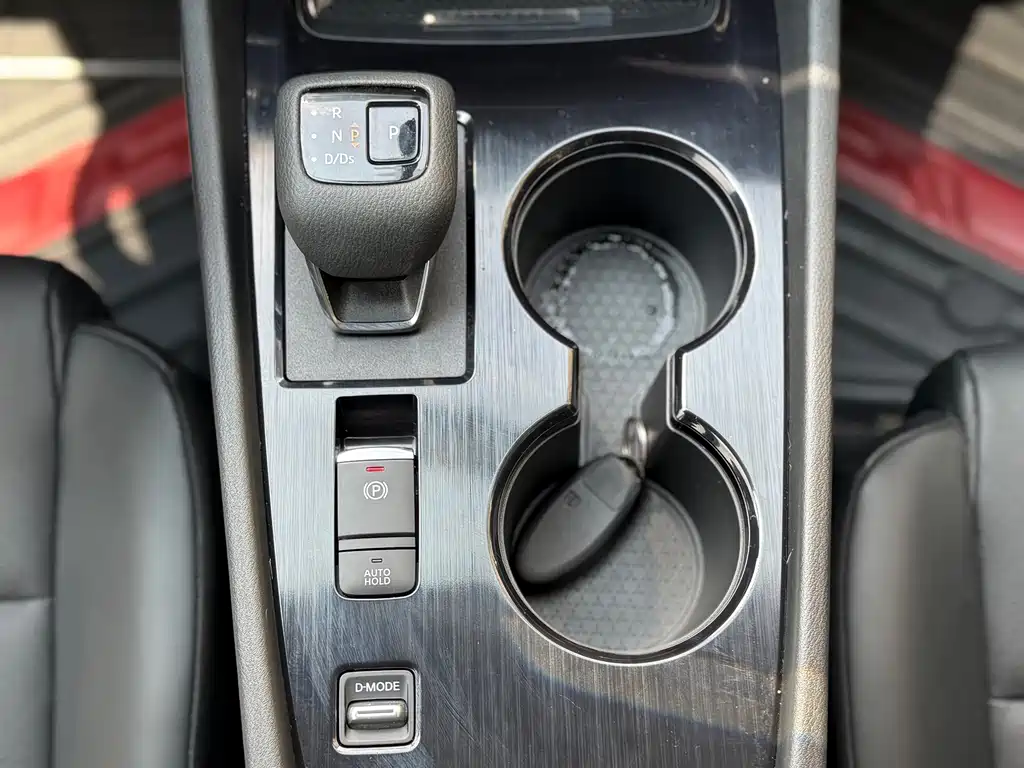 Nissan X-Trail — миниатюра 18
