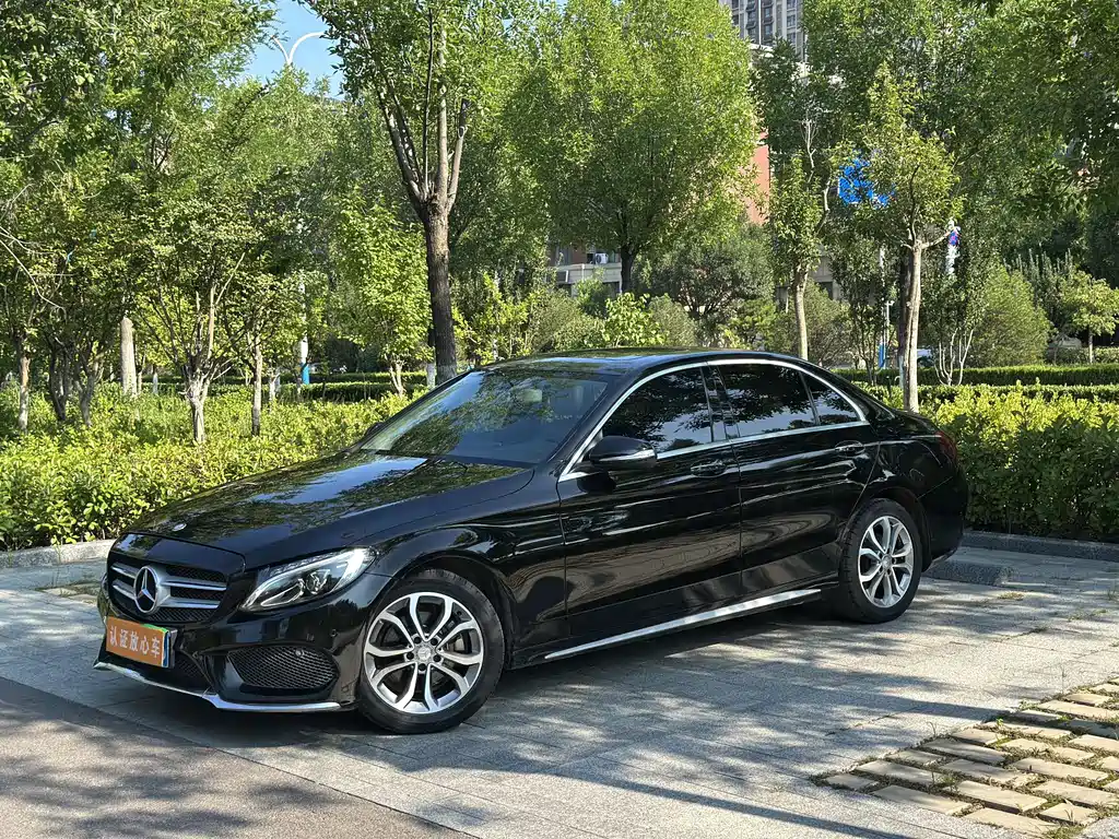 2015 Mercedes-Benz C-klasse - zdjęcie 1 z 9