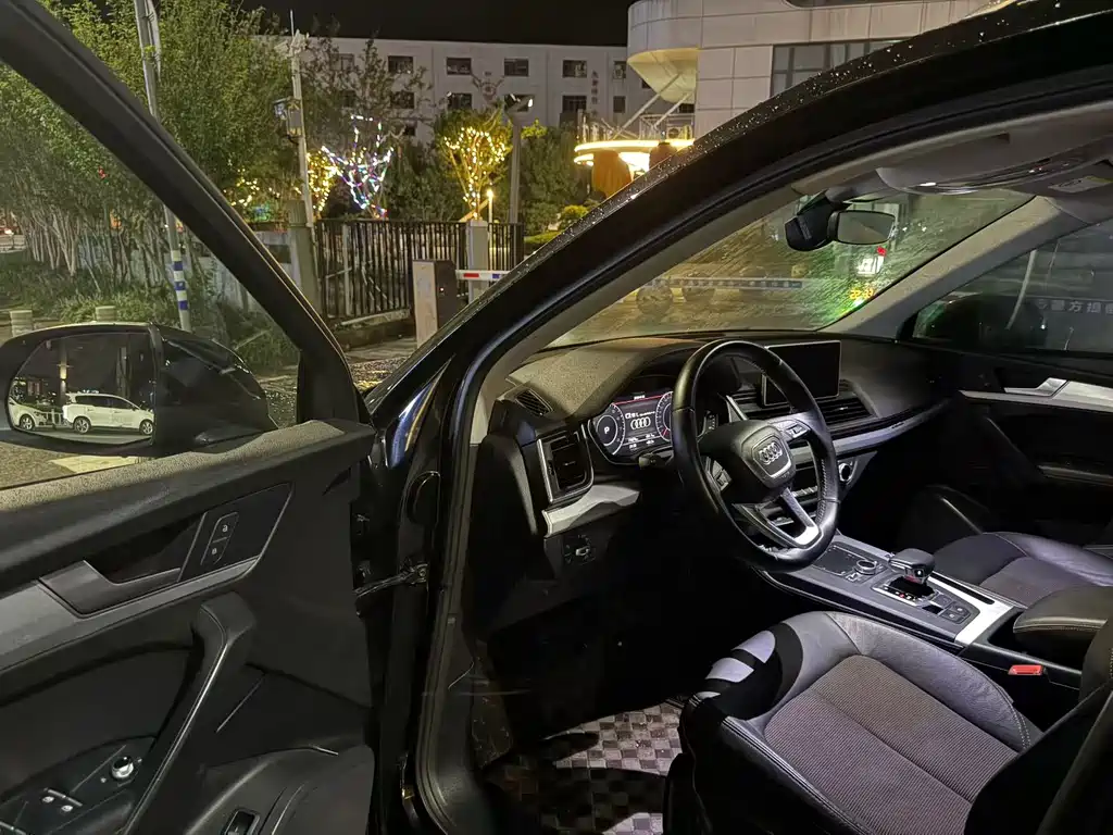 Audi Q5L — миниатюра 8