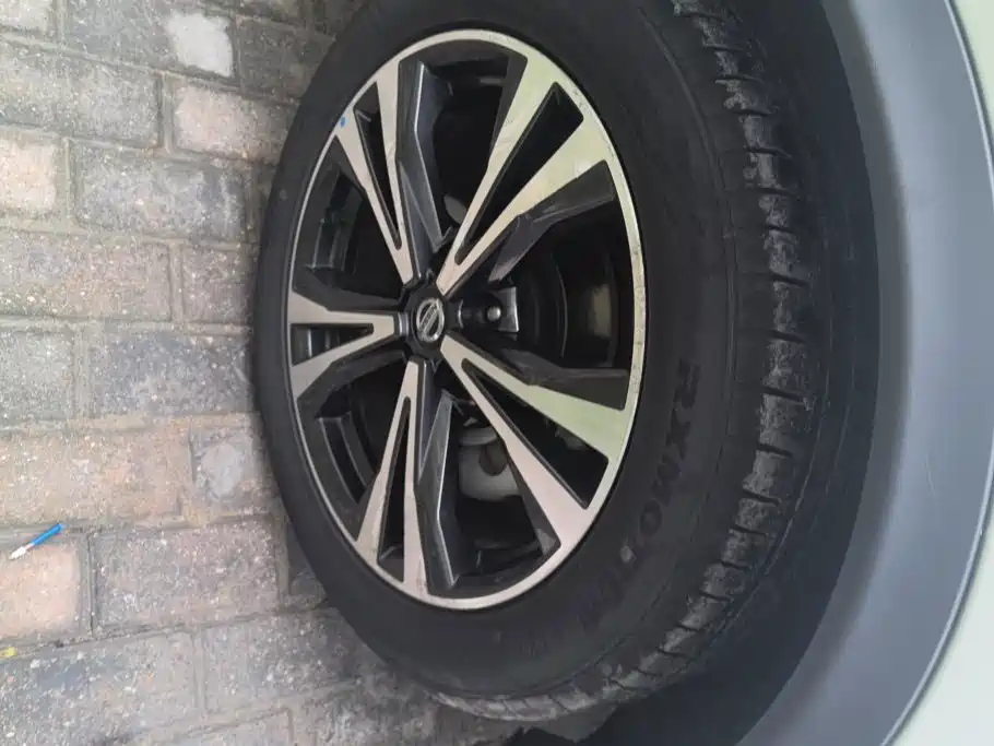 Nissan Qashqai — миниатюра 6