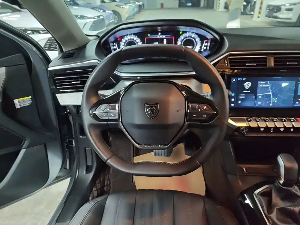 Peugeot 408 — миниатюра 11