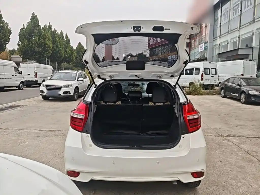 Toyota Vios FS — миниатюра 19