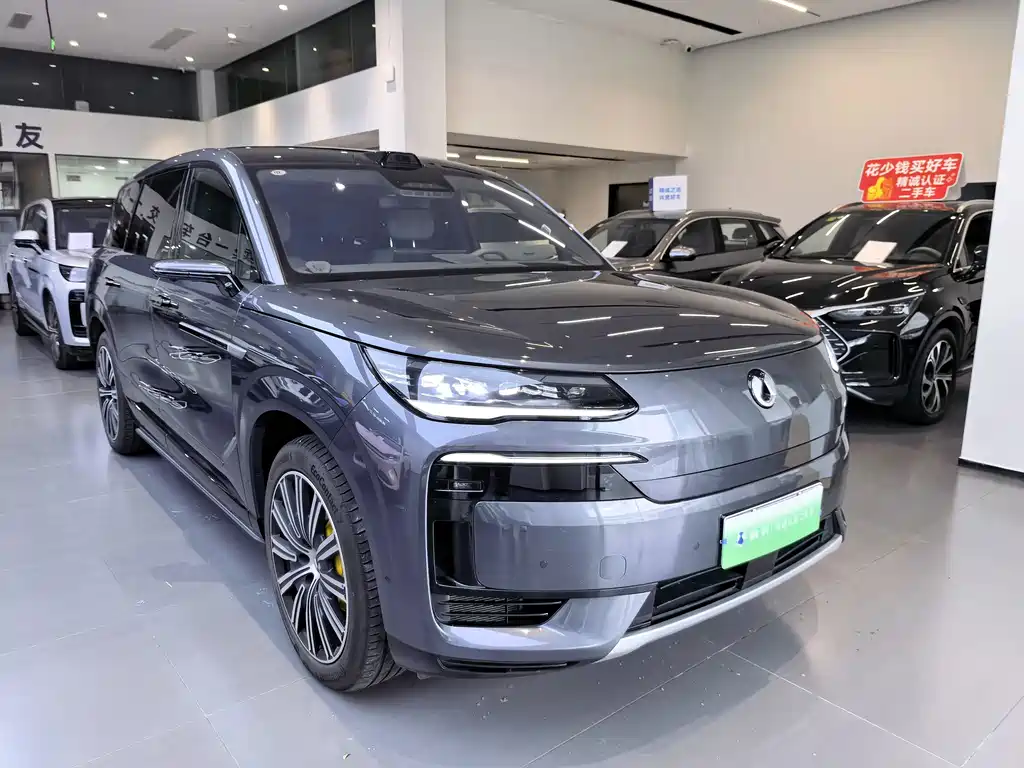 Denza Denza N9 — миниатюра 8