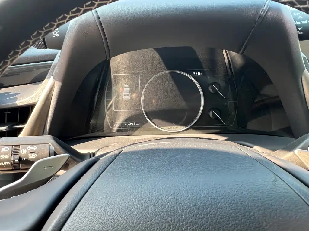 Lexus ES — миниатюра 8
