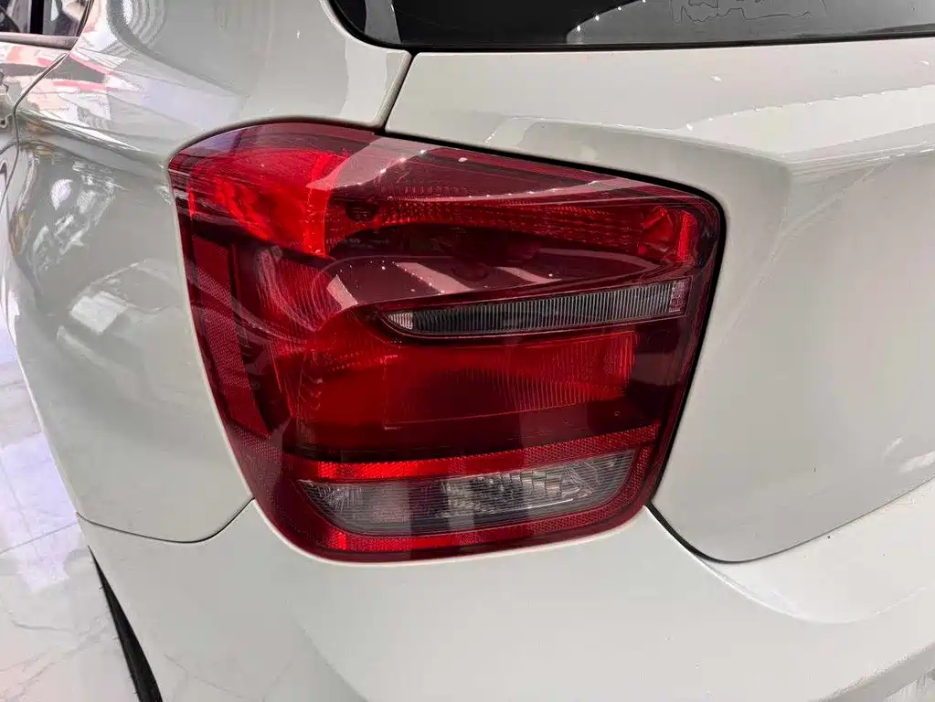 BMW 1 Series (Import) Facelift 116i Leading Type, фото 25
