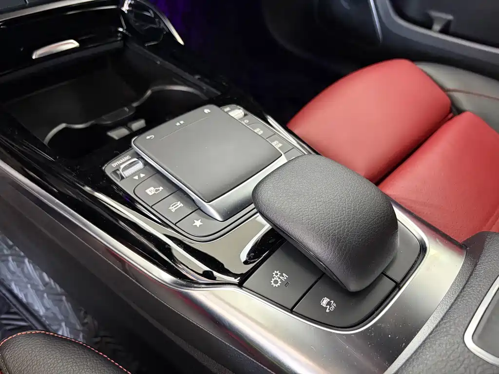 Mercedes-Benz A-Class AMG — миниатюра 13
