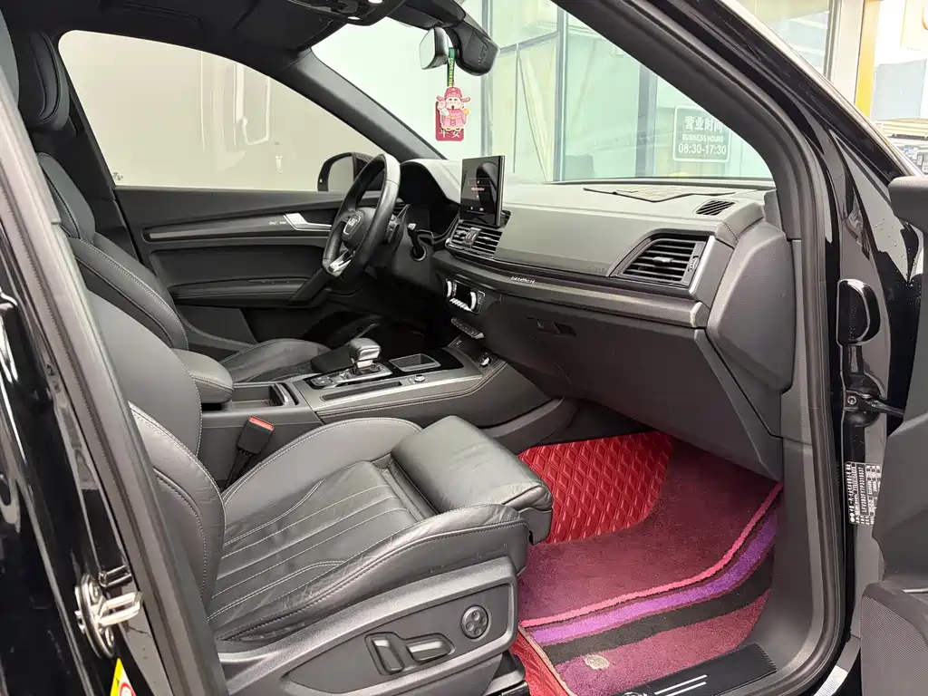 Audi Q5L — миниатюра 8