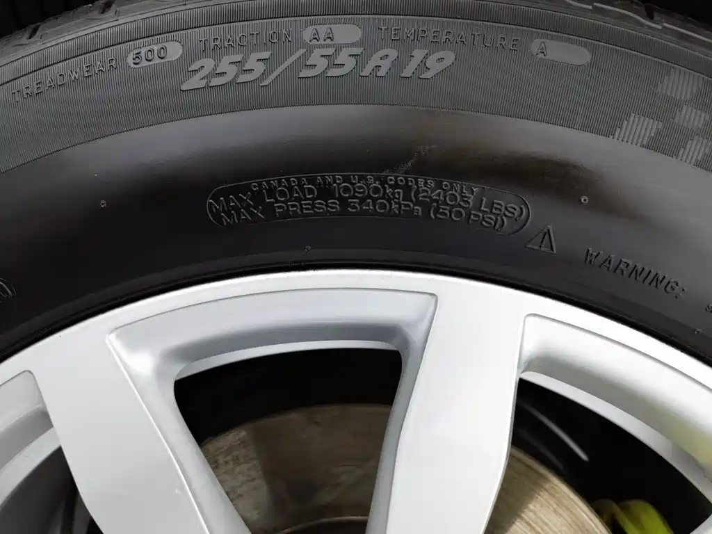 Porsche Cayenne Hybrid — миниатюра 24