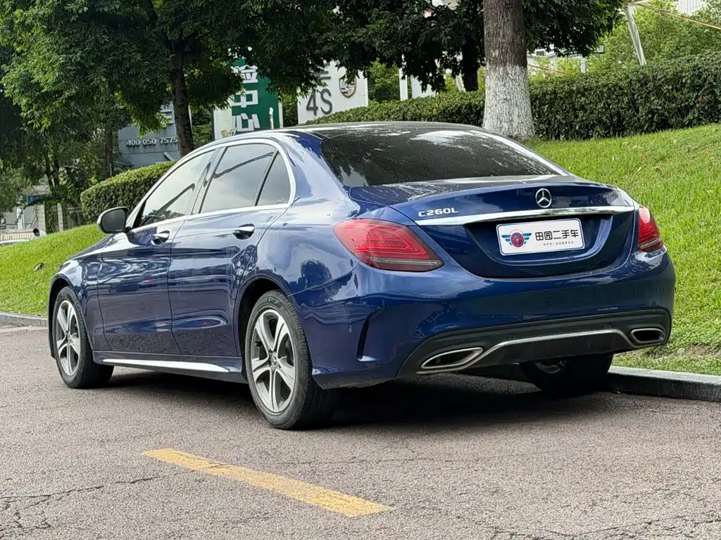 Mercedes-Benz C-Class — миниатюра 4