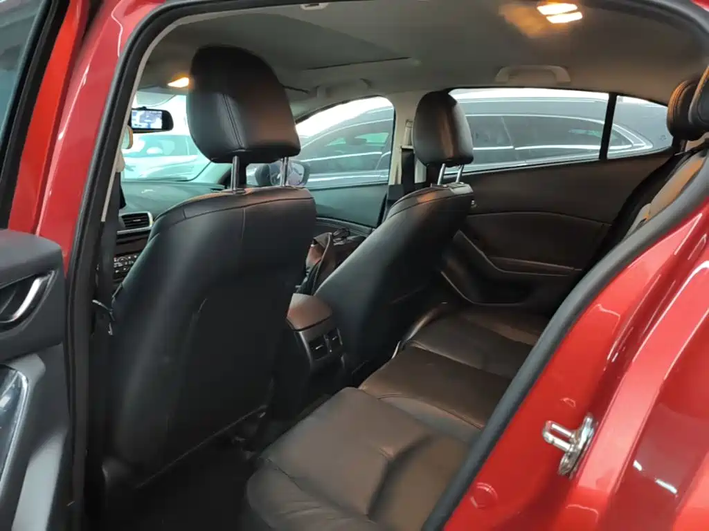 Mazda 3 Axela — миниатюра 17