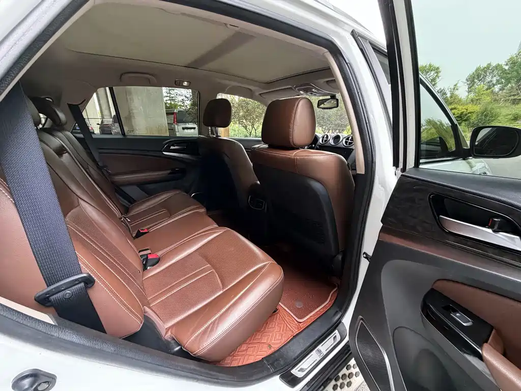 BYD Tang New Energy — миниатюра 13