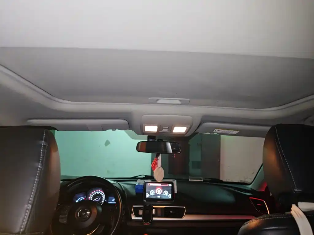 Mazda 3 Axela — миниатюра 9