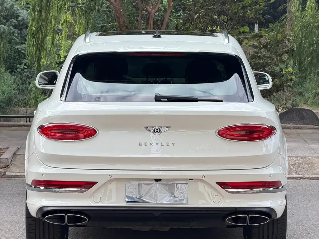 Bentley Bentayga — миниатюра 4