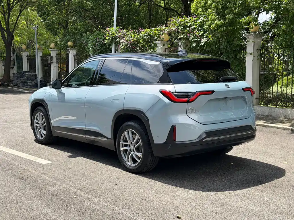NIO ES6 — миниатюра 5