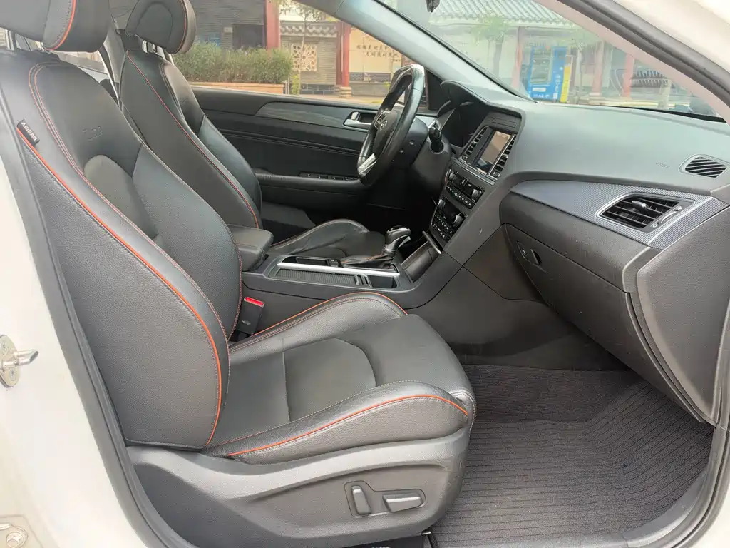 Hyundai Sonata — миниатюра 11