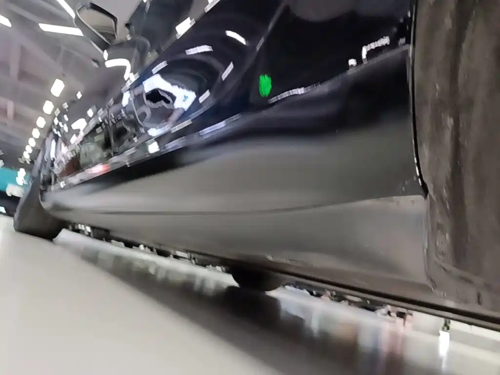 Tesla Model 3 — миниатюра 22