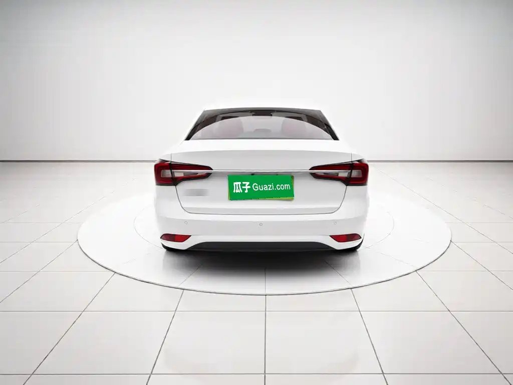Roewe i5 — миниатюра 5