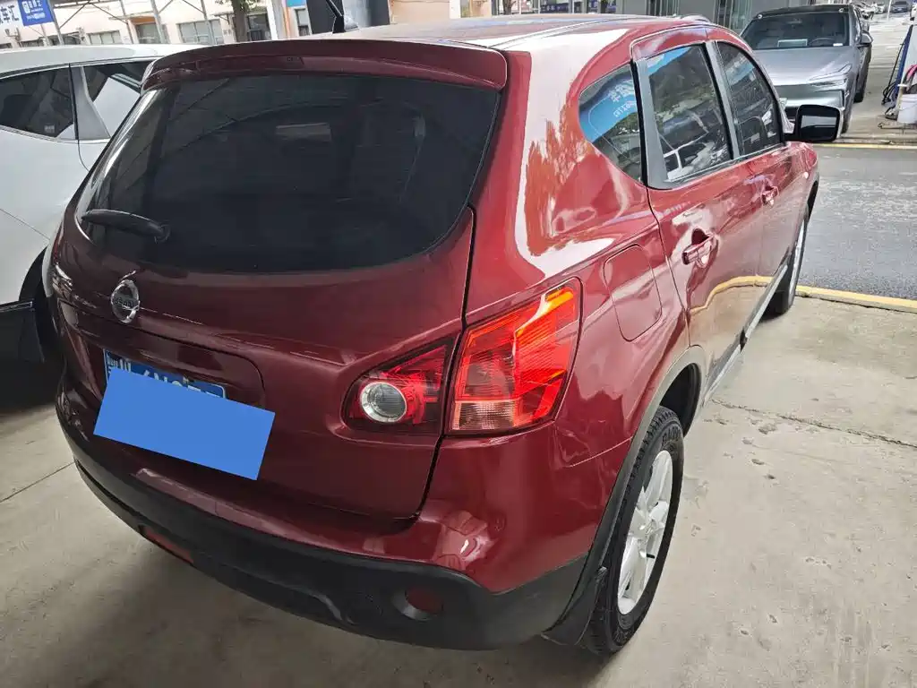 Nissan Qashqai — миниатюра 13