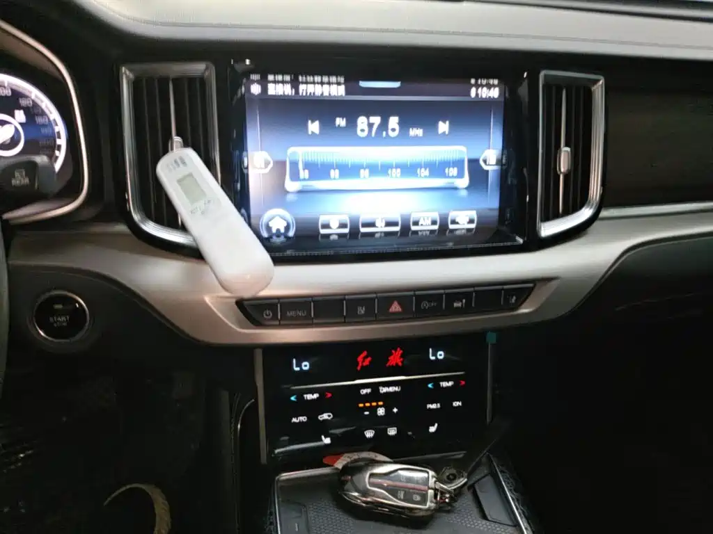Hongqi Hongqi HS7 — миниатюра 13