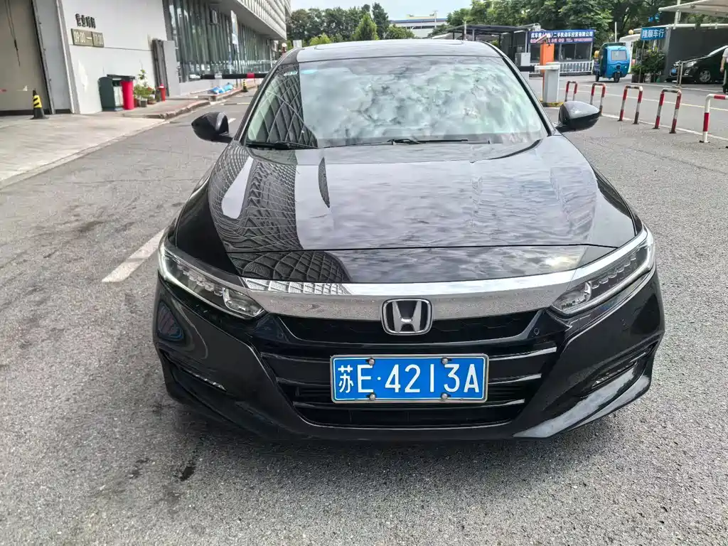Honda Accord — миниатюра 2