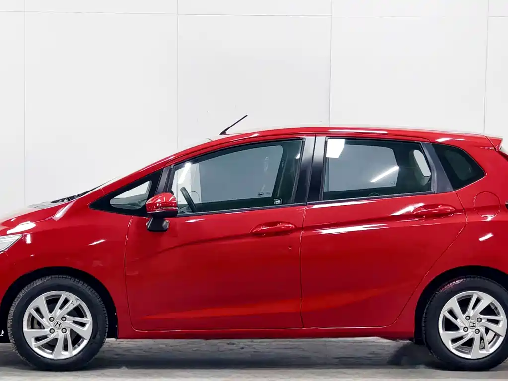 Honda Fit — миниатюра 7