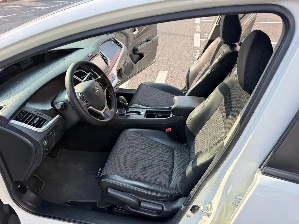 Honda Jade — миниатюра 9