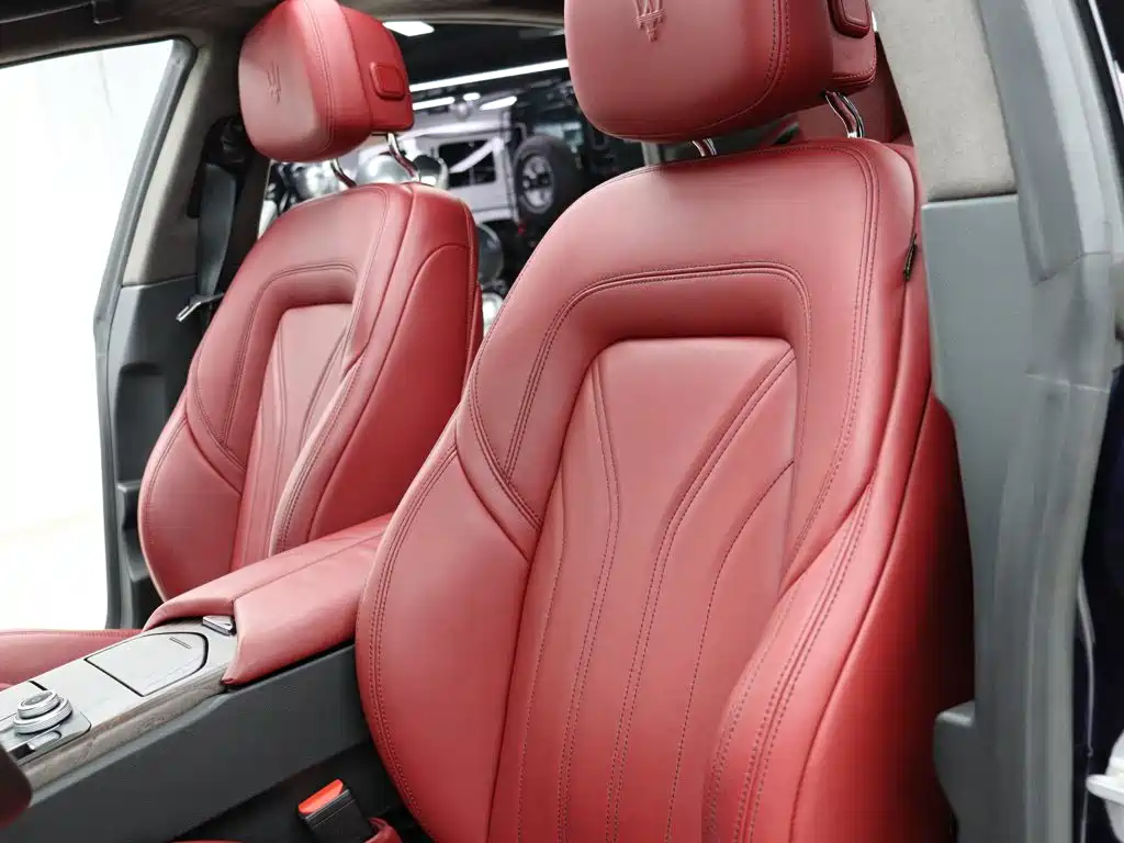 Maserati Quattroporte — миниатюра 3